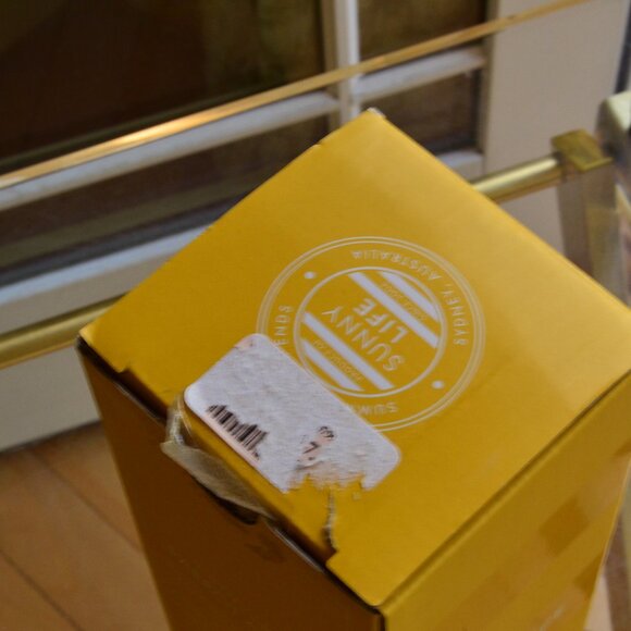 SunnyLife Parrot Candle - Picture 7 of 9